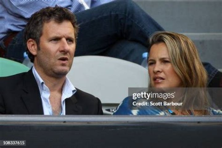 Are Adam Hills and Ali McGregor still married?