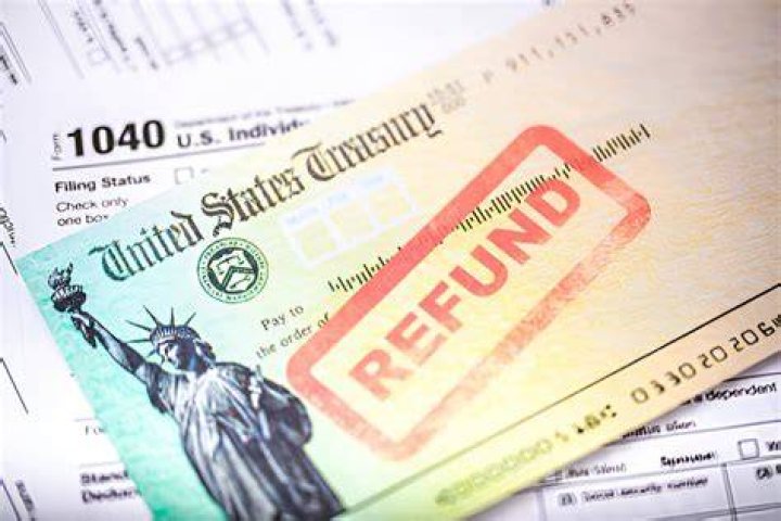 Can a student loan holder take your tax refund?