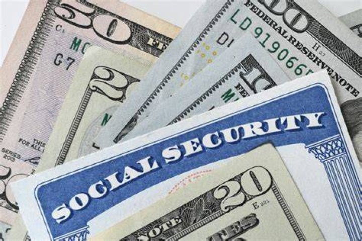 Can someone on Social Security cosign?