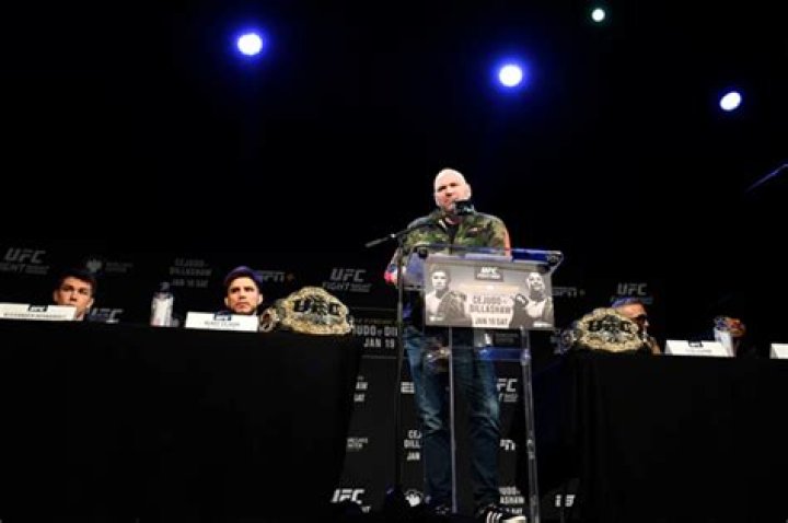 Do UFC fighters get paid a salary?