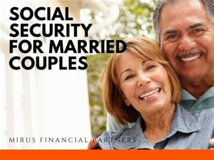 Do you have to tell Social Security your married?