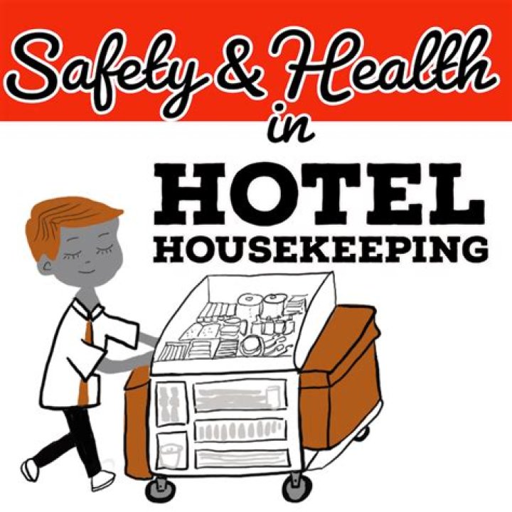 Do you leave tips in hotel rooms?