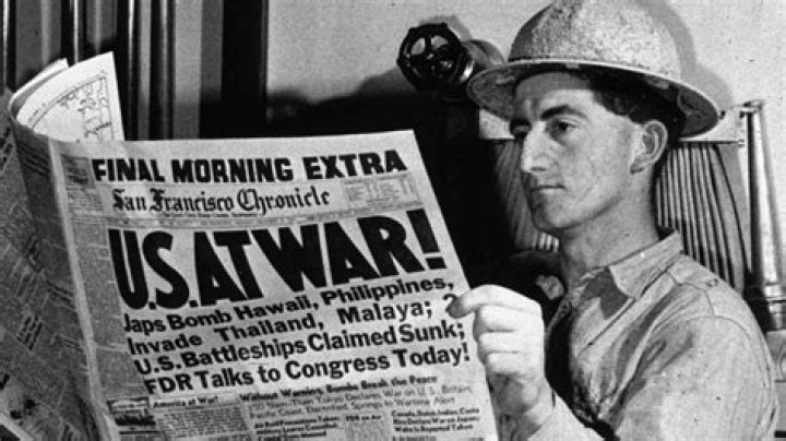 How did the mass print media influence the US decision to declare war on Spain?