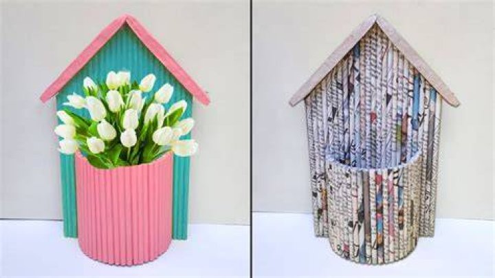How do I cover my wall with newspaper?
