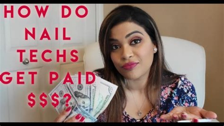 How do nail techs get paid in a salon?