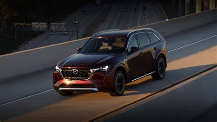 How fast does a Mazda 626 go?