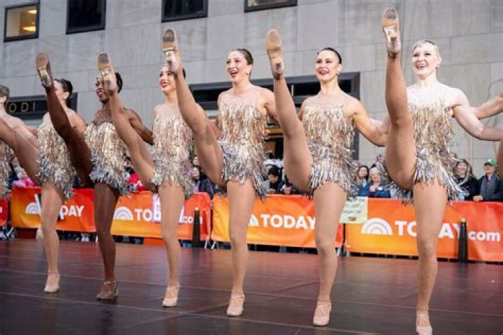 How many lines are in a Rockette?