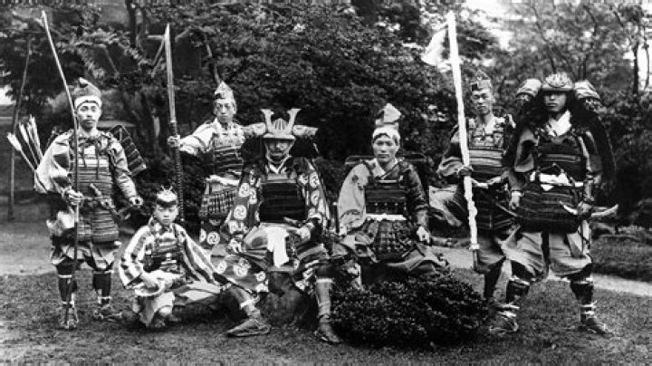How much did a samurai get paid?