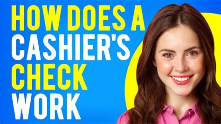 How much do la Madeleine cashiers make?