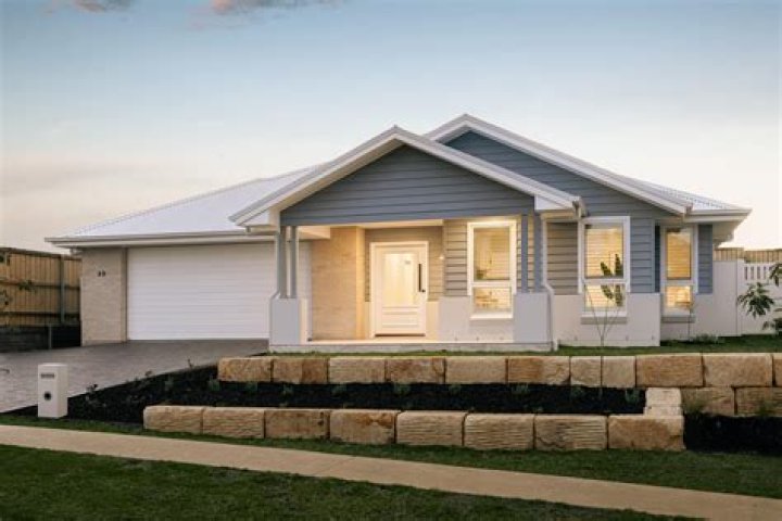 How much do new home sales consultants make?
