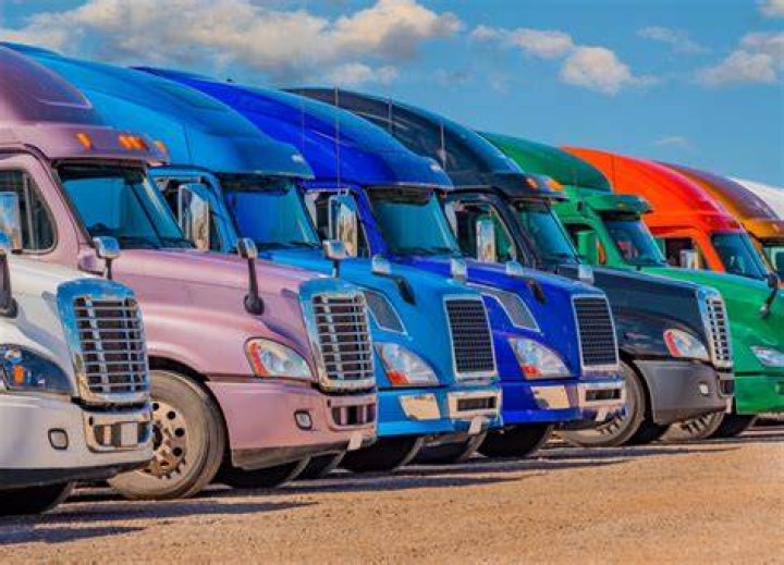 How much do truckers get per load?