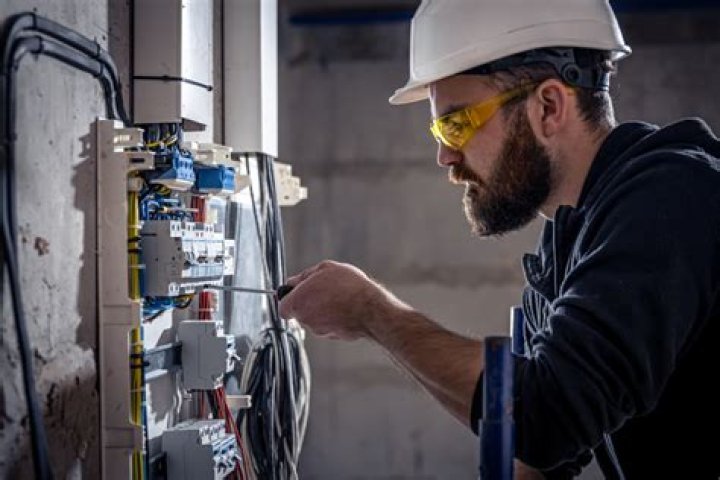How much does a Electrician make in Denmark?