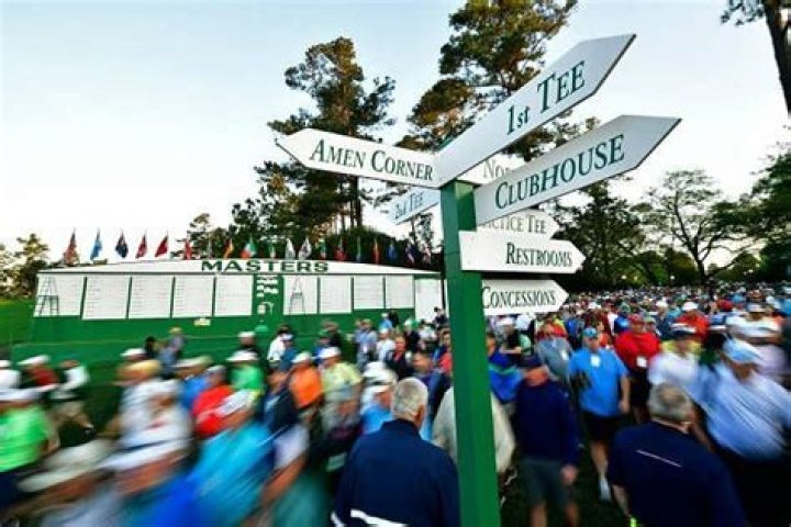 How much does it cost to play in the Masters tournament?