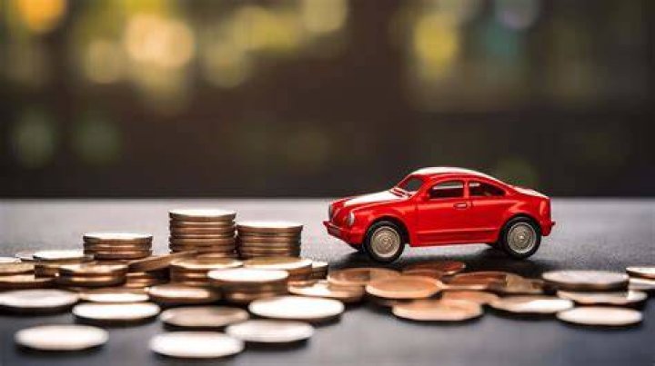 Is it better to get a private loan for a car?