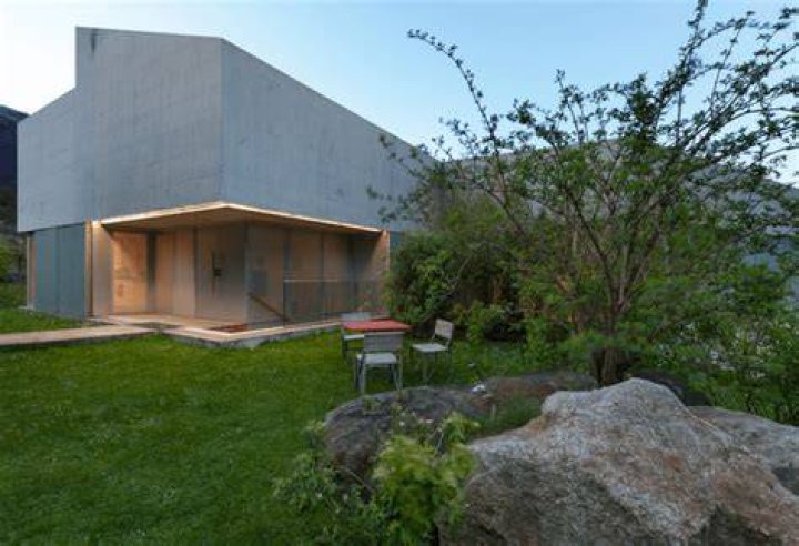 Is it worth buying a concrete house?