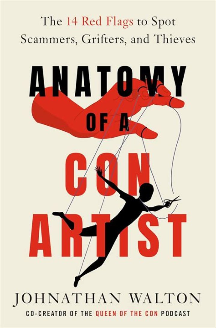 What are the characteristics of a con artist?