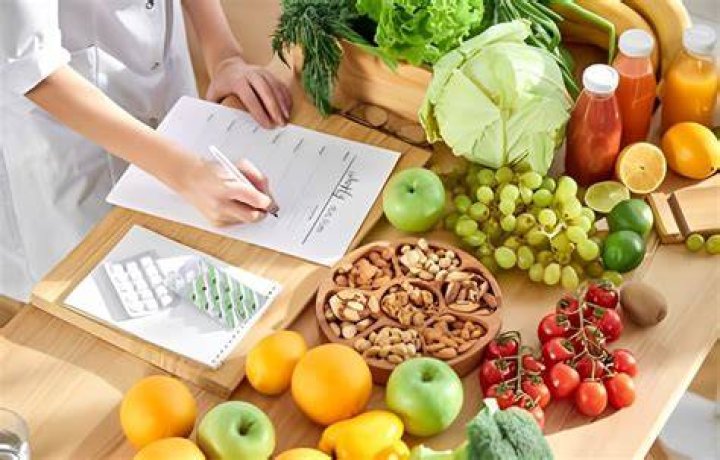 What can you do with a major in nutrition and dietetics?