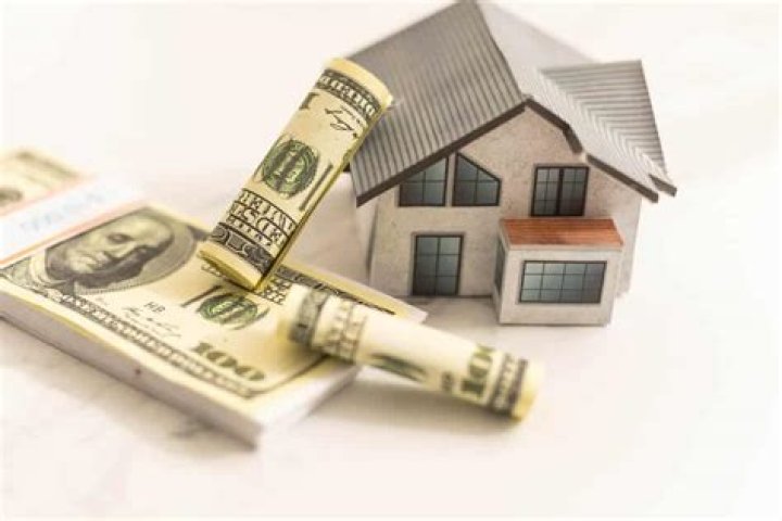 What happens with a real estate deposit?