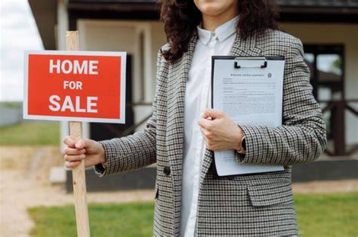 What is a real estate broker called?
