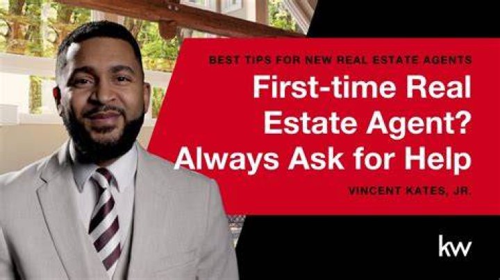 What is the main job of a real estate agent?