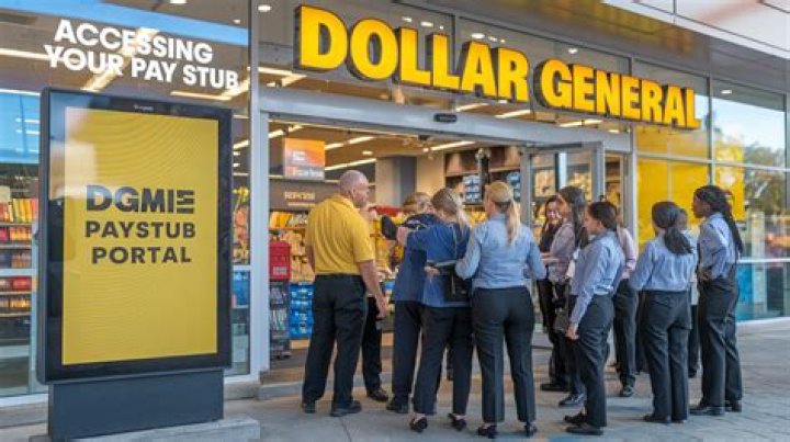 What is the starting pay for Dollar General?