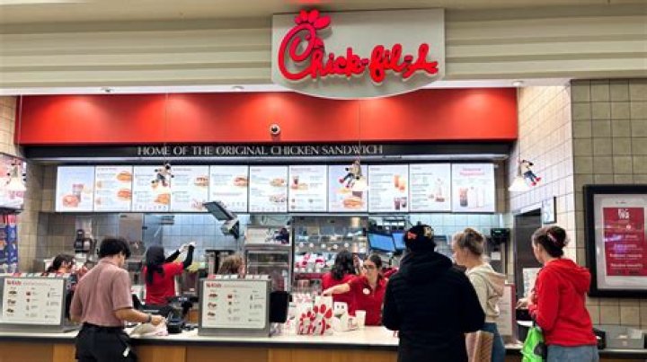 What percentage do Chick-fil-A owners make?
