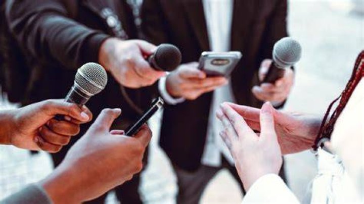 What school do journalists go to?