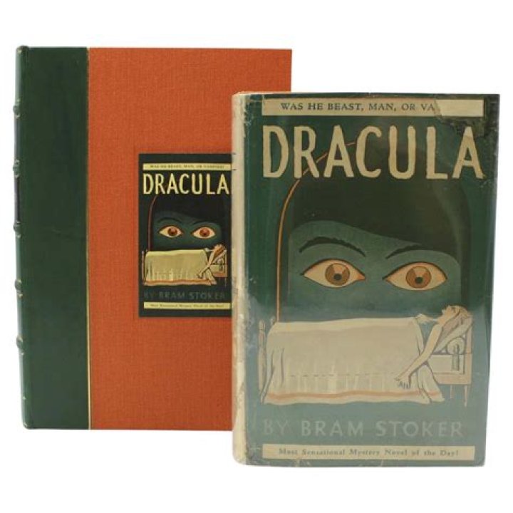 When did Grosset and Dunlap publish Dracula?