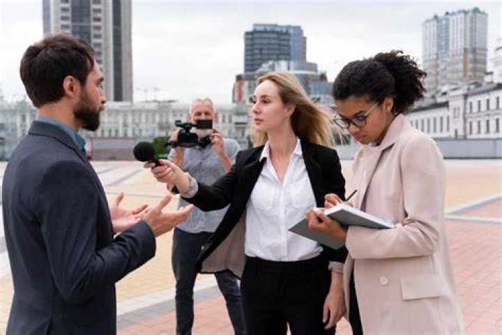 Where can I study journalism in NZ?