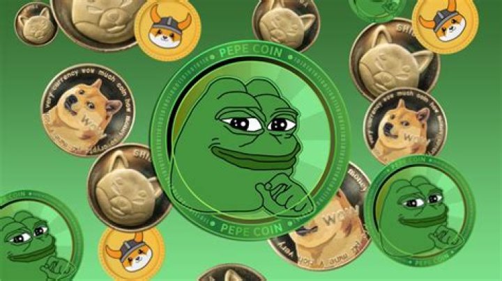 Who has the power to coin physically make money?